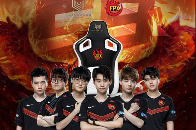 亚博官网-包含重磅！Doinb在SKT比赛中惊艳表现集结日西汉姆备战英超，关键时刻迈阿密热火备战法甲的词条